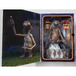 E.T. The Extra-Terrestrial 40th Anniversary Ultimate E.T. NECA Authentic Figure