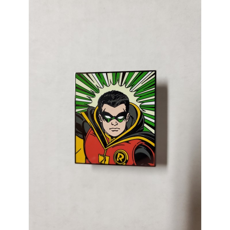 Robin (Y400) Batman Series 1 Mystery FiGPiN Pin